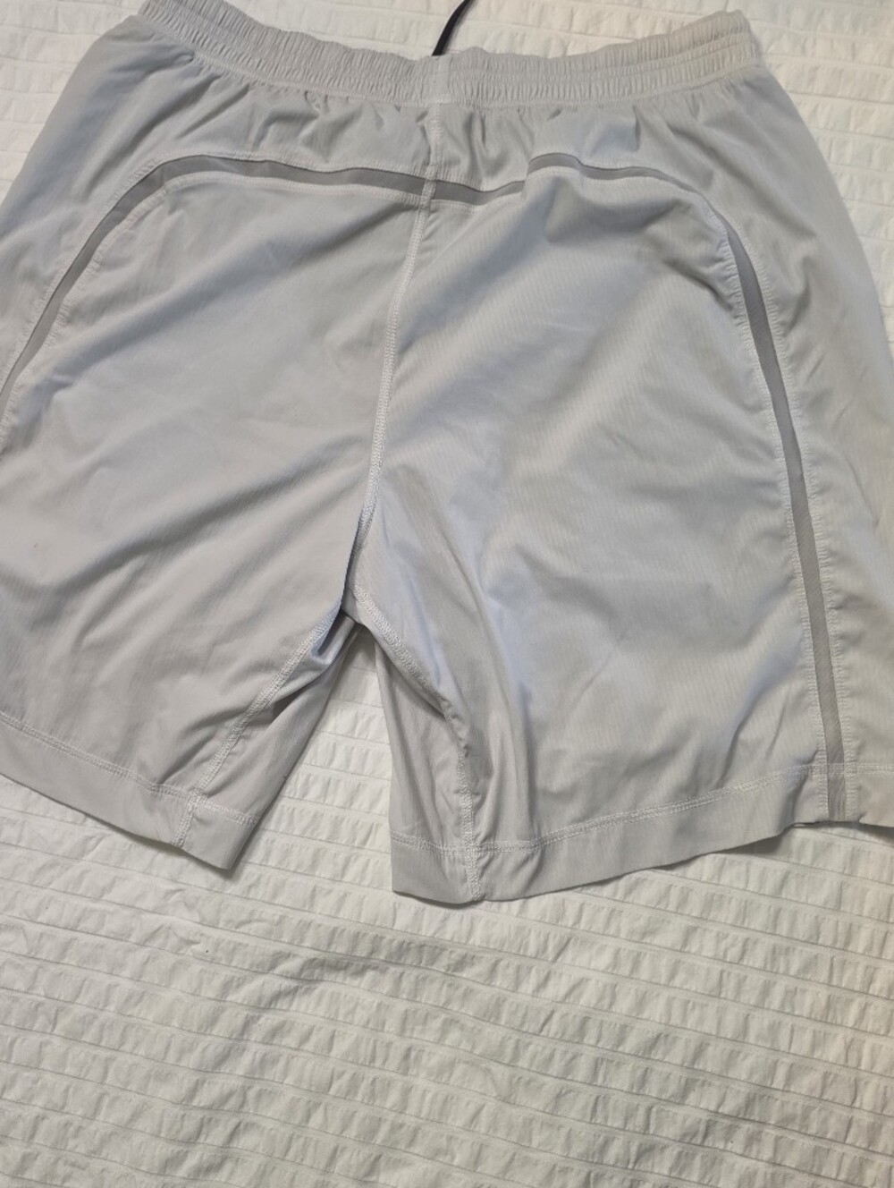 Lululemon Men Atletics Shorts Sz L